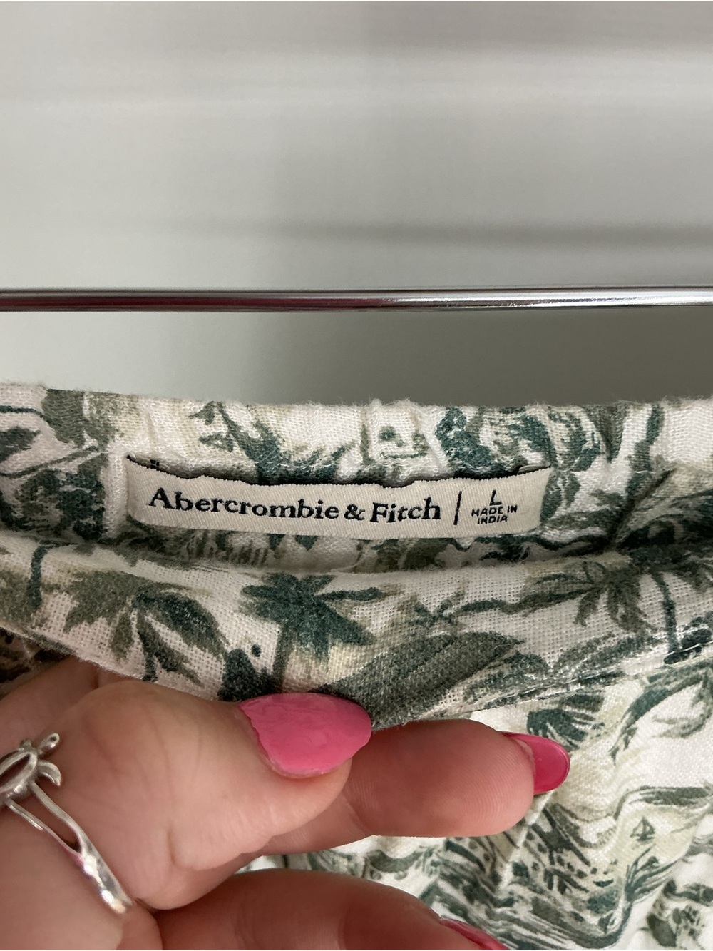 Abercrombie & Fitch Women’s Cream & Green Floral Maxi Skirt Size L - Picture 3 of 4